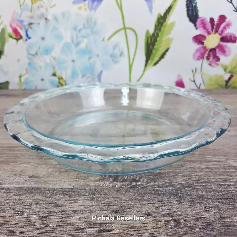 Pyrex C209 Blue Tint Glass Pie Plate 9 1/2